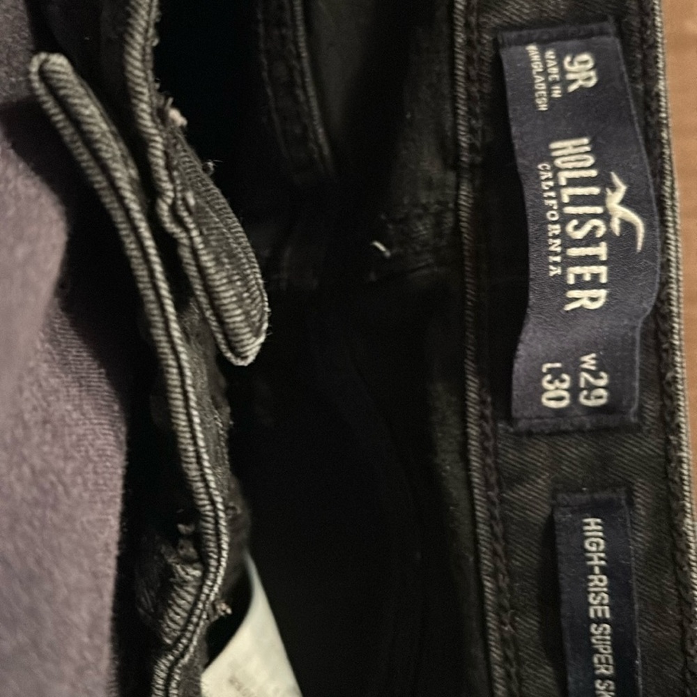 Hollister High Rise Super Skinny Black Jean